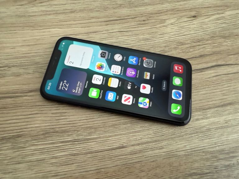 iPhone XR 