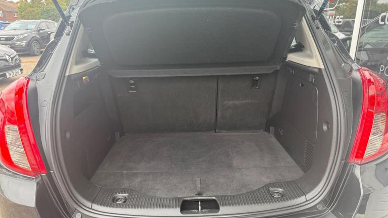 2015 Vauxhall Mokka 1.6i Exclusiv 2WD Euro 6 (s/s) 5dr HATCHBACK Petrol Manual