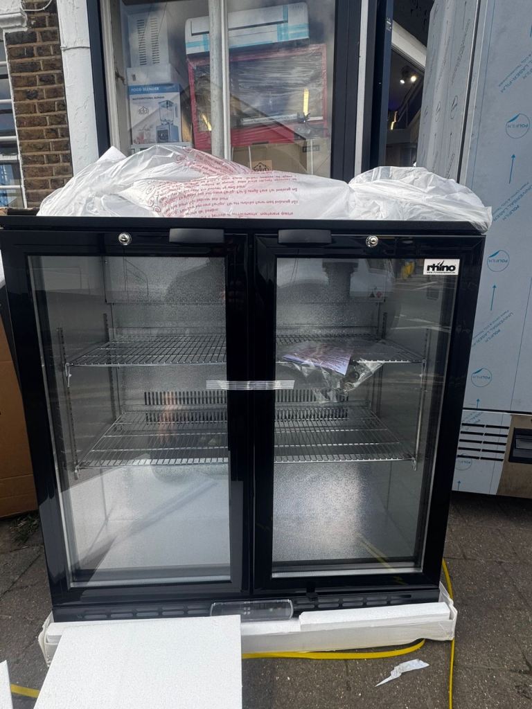 Commercial undercounter drink fridge bar brand new cafe shop restaurant 