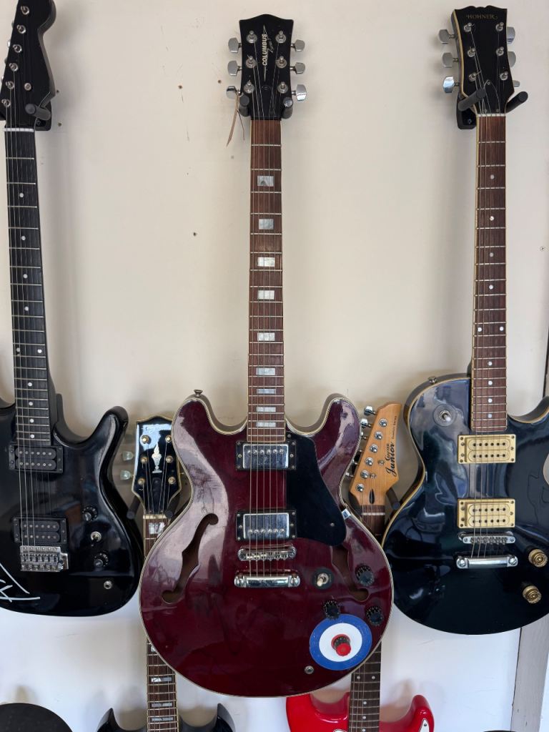 Columbus Series 3 Semi-Acoustic Hollowbody Electric Guitar Cherry Red READ!