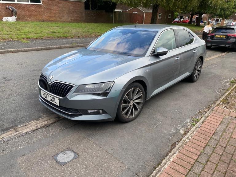 Skoda, SUPERB, Hatchback, 2017, Semi-Auto, 1968 (cc), 5 doors