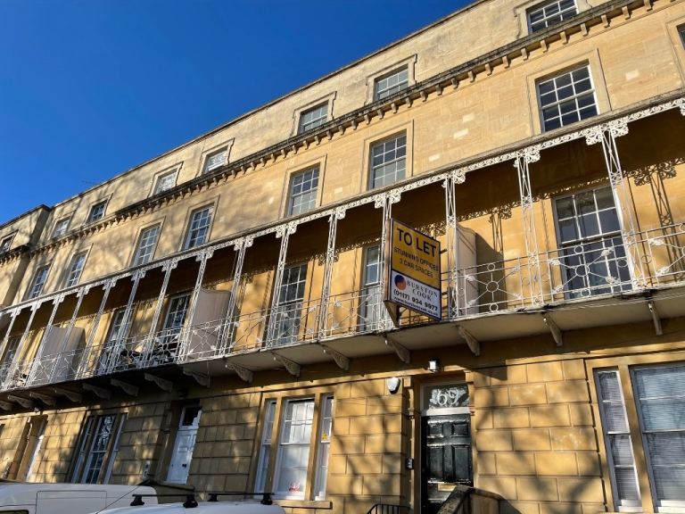 Clifton Luxury Serviced Office in Oakfield Road. First Floor 175 sq ft 4 desks.