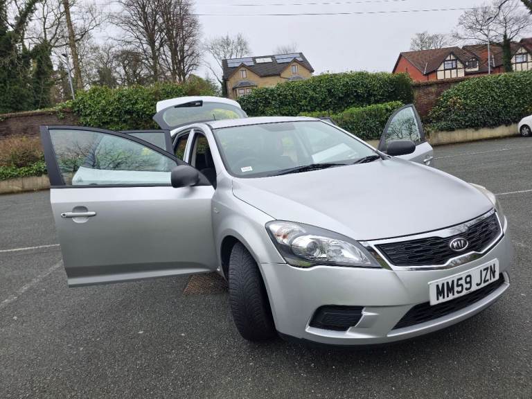 Kia, CEED, Hatchback, 2010, Manual, 1396 (cc), 5 doors