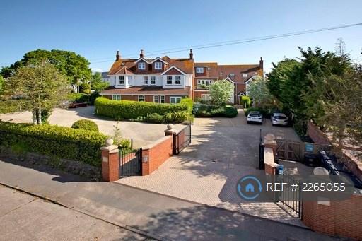 2 bedroom flat in The Avenues, Exmouth, EX8 (2 bed) (#2265055)