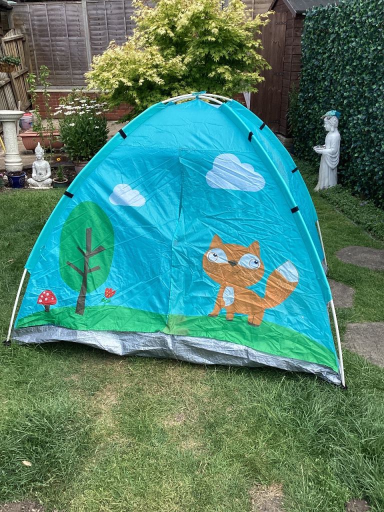 Kids Pop-Up Play Tent with Fox Design – Good Condition