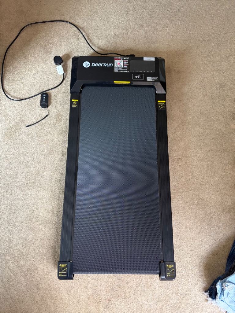 DEERRUN WALKING PAD/TREADMILL 