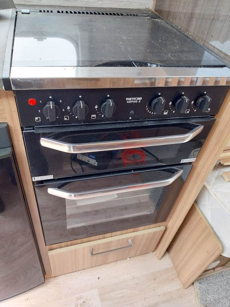 Thetford aspire caravan caravan cooker 