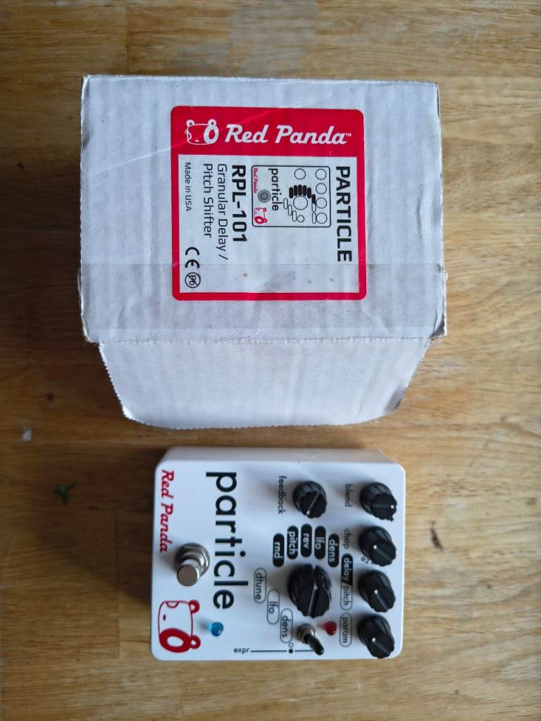 Red panda particle v1