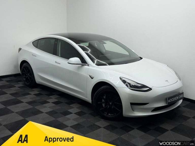 2019 Tesla Model 3 Standard Range Plus Saloon 4dr Electric Auto RWD (241 bhp) Saloon ELECTRIC Aut...