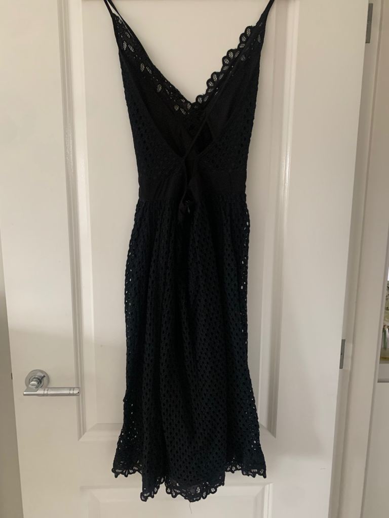Black Lace Trim Midi Dress – Good Condition