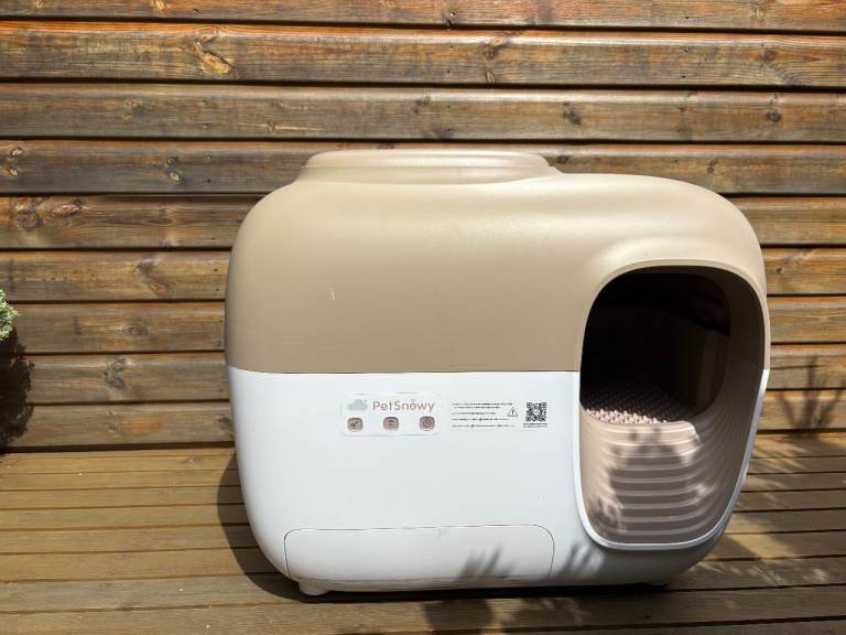 PetSnowy Self-Cleaning Automatic Cat Litter Box – Good Condition – £200