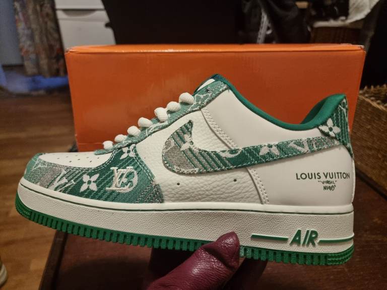 Green Nike