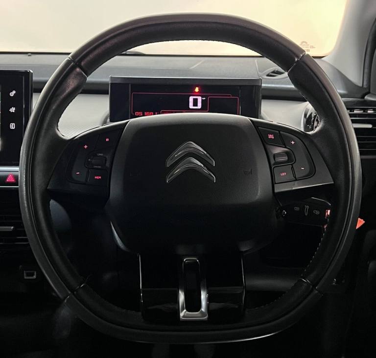 2018 Citroen C4 Cactus 1.6 BlueHDi W Hatchback 5dr Diesel Manual Euro 6 (100 ps) Hatchback Diesel...