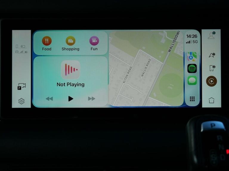 2020 Land Rover Defender 2.0 P300 SE 110 5dr Auto ESTATE PETROL Automatic