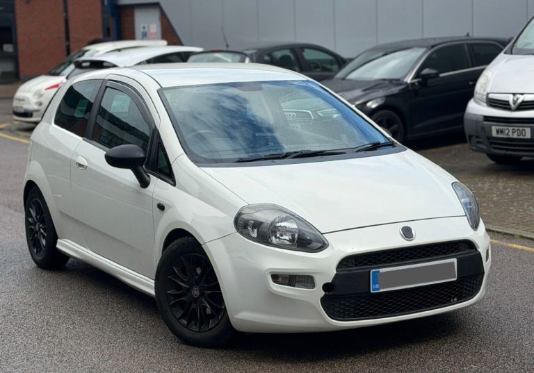 2013 FIAT PUNTO GBT 1.4 PETROL TIMING BELT WATERPUMP DONE WITH CLUTCH