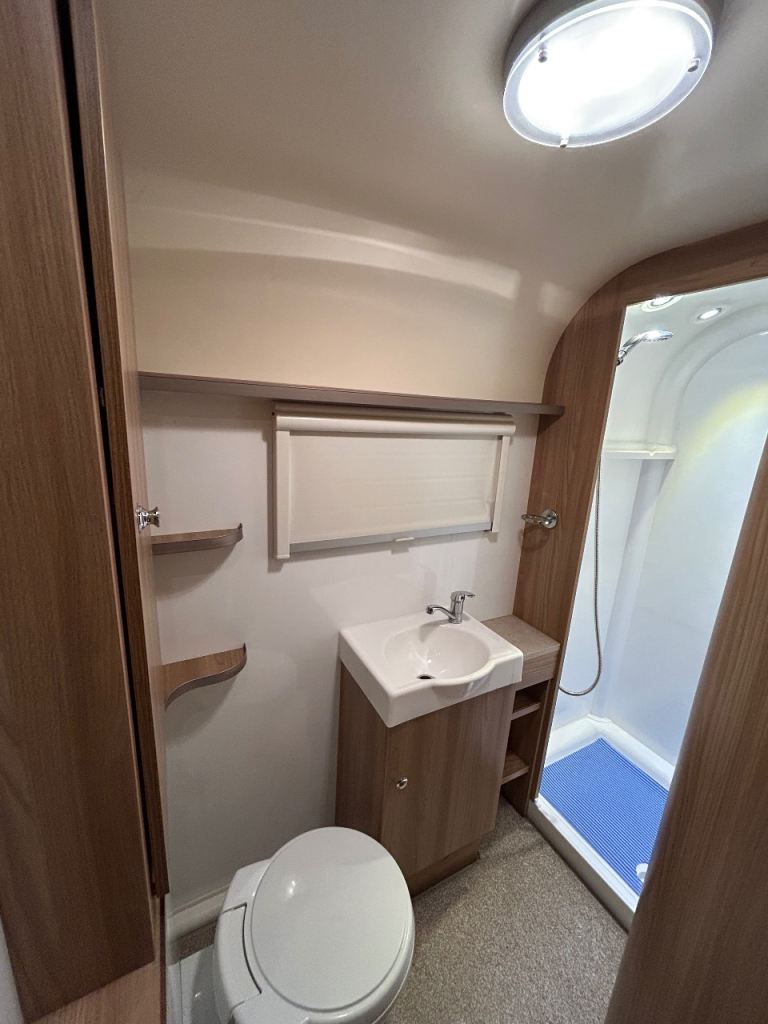 Fixed Bed Bailey Pegasus Modena. 