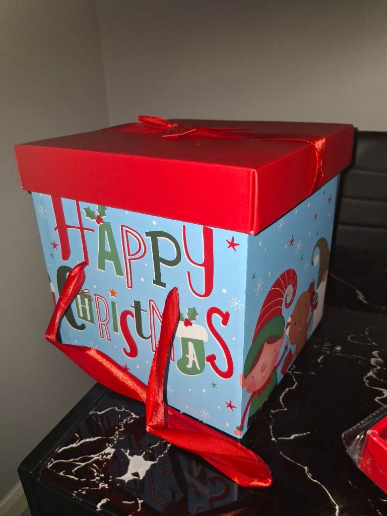 Christmas gift boxes (free)