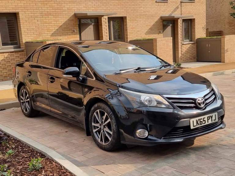 Toyota Avensis Business Edition 1.8 VVT-i Petrol | ULEZ ✅ | Sat Nav | Reverse Camera | 2 Keys 2015
