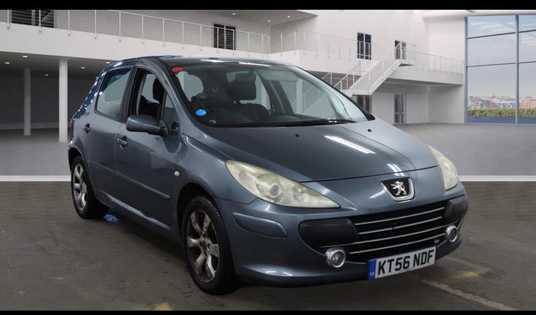 2007 Peugeot 307 1.6 petrol, S 16V, 5drs Hatchback, AUTOMATIC, Full Service History, Grey Colour.