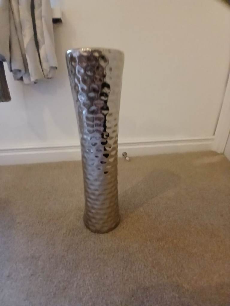 Floor vase 