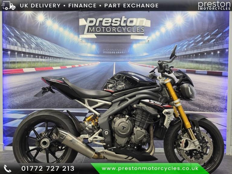 TRIUMPH SPEED TRIPLE RS 1200