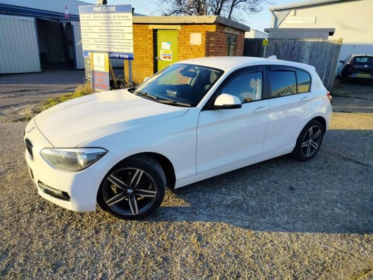 BMW, 1 SERIES, Hatchback, 2012, Manual, 1995 (cc), 5 doors