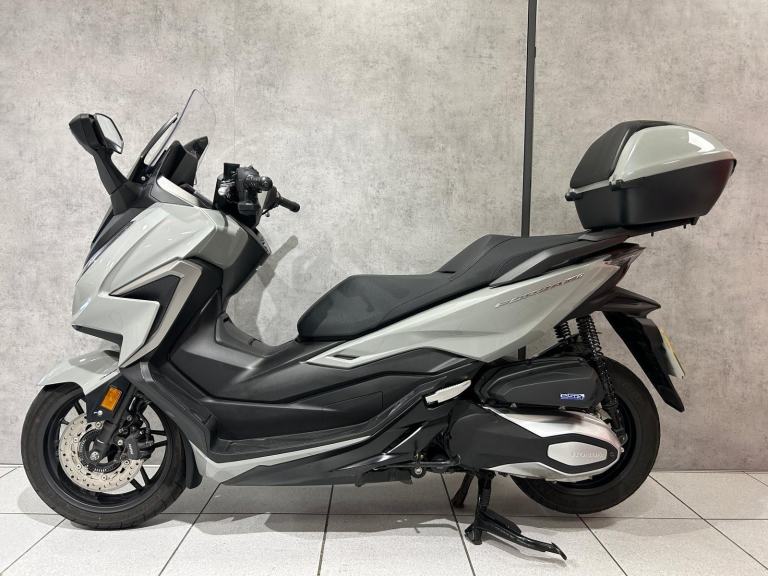 72/2022 Honda Forza 350 NSS350 - 2596 miles