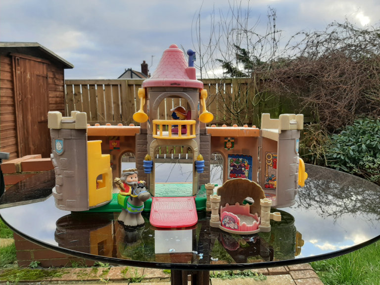 Fisher Price Little Kingdom Castle with sounds 