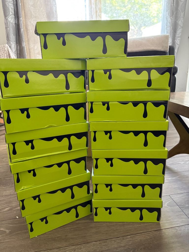 Job lots of 10 x koi kids chunky shoes in black size 12/13