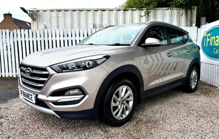 CAN'T GET CREDIT? CALL US! Hyundai Tucson 1.7 CRDi Blue Drive SE Nav - £199 DEPOSIT, £66 PER WEEK