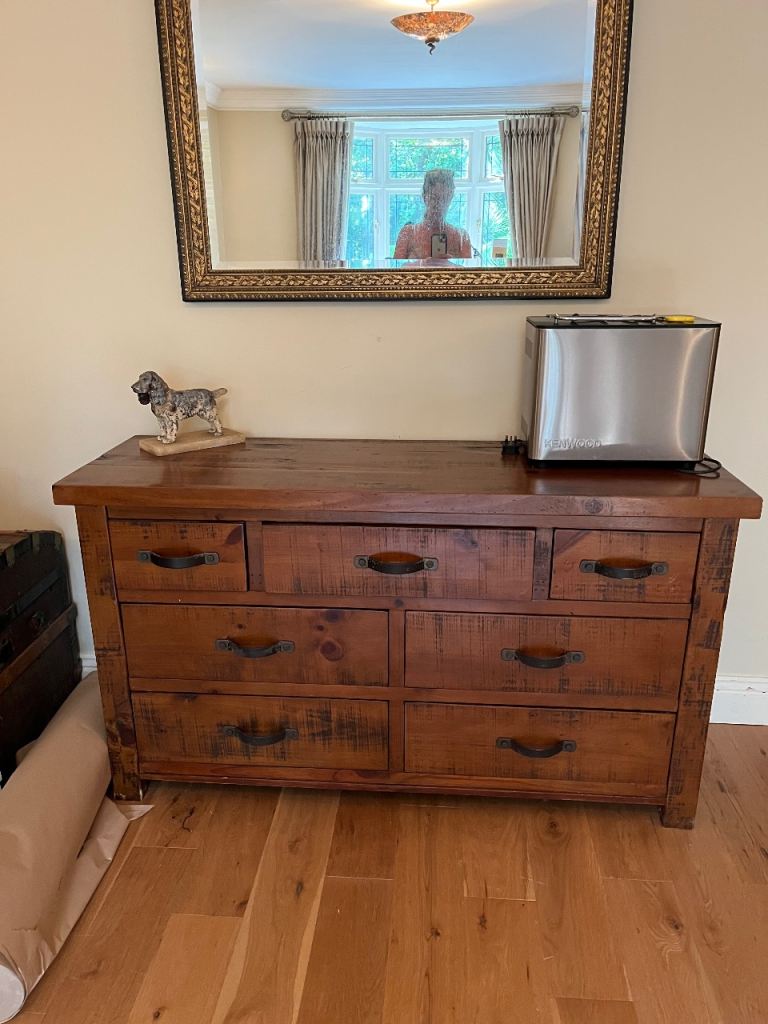 Wooden Chest of Drawers / Storage Unit – Barely Used