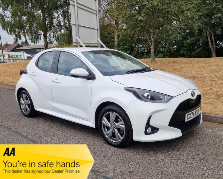 2024 Toyota Yaris 1.5 VVT-h Icon E-CVT Euro 6 (s/s) 5dr HATCHBACK Petrol/Electric Hybrid Automatic