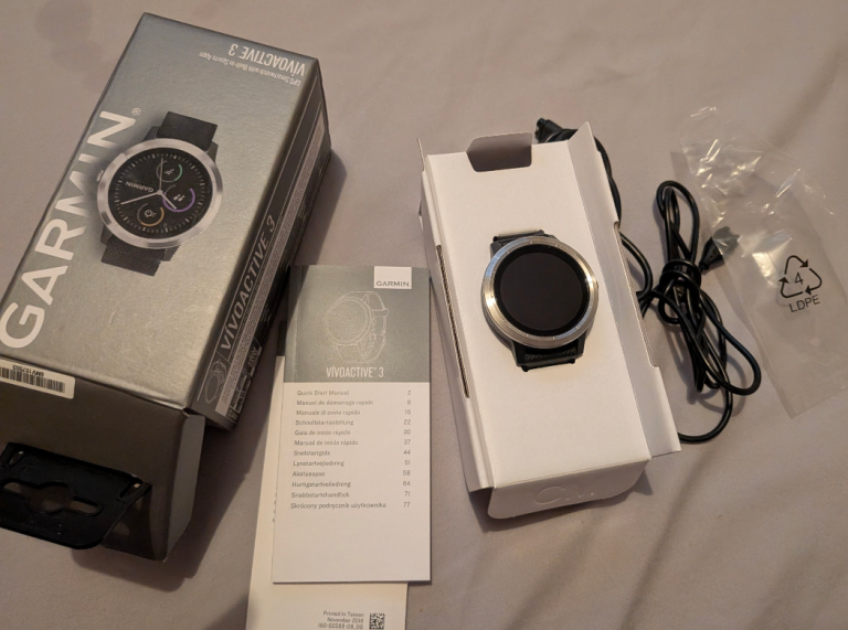 Garmin  Vivoactive 3 GPS Smartwatch