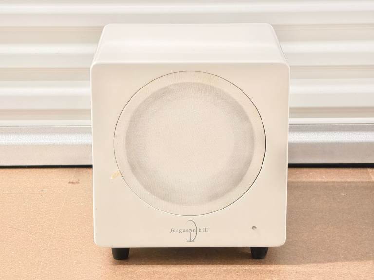 🟩 Ferguson Hill FH008 Powered Subwoofer | White Gloss Finish | 200W | Audiophile Design