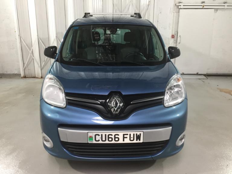 2016 Renault Kangoo KANGOO 1.5 DCI ADVENTURE UK PLATES LHD Estate Diesel Manual