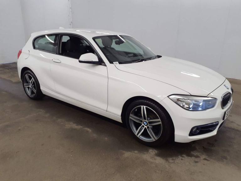 2019 BMW 1 Series 118i [1.5] Sport 3dr [Nav/Servotronic] HATCHBACK PETROL Manual