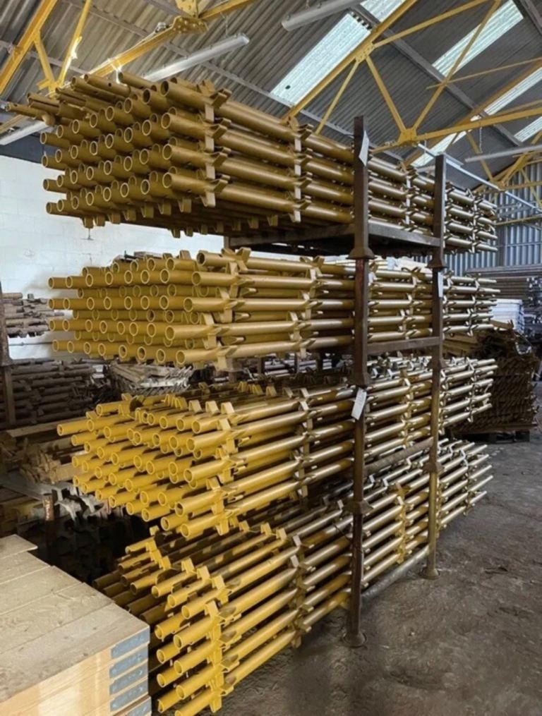 Kwikstage scaffolding 32ft x 16ft refurbished