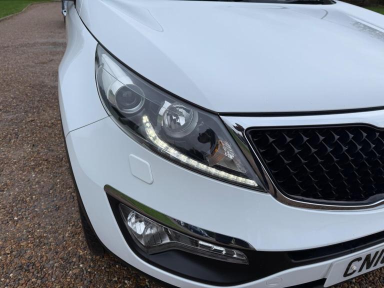 2016 Kia Sportage 1.7 CRDi EcoDynamics 3 2WD Euro 6 (s/s) 5dr ESTATE Diesel Manual