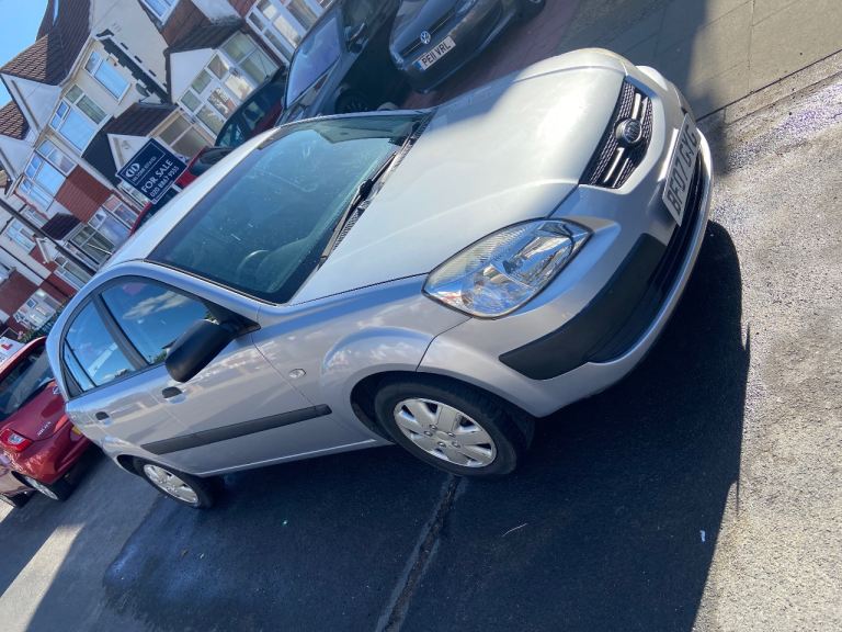 Kia, RIO, Hatchback, 2007, Manual, 1399 (cc), 5 doors