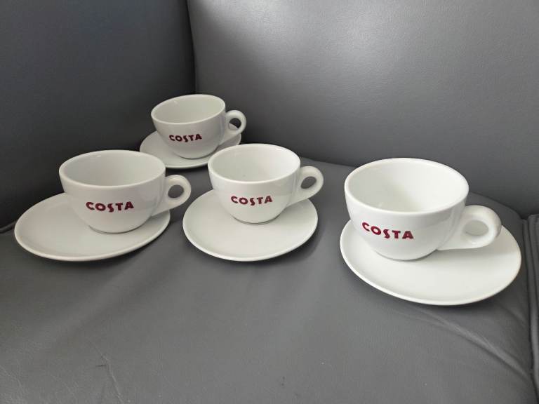 Costa Coffee Cups and Saucers Set – As Good As New