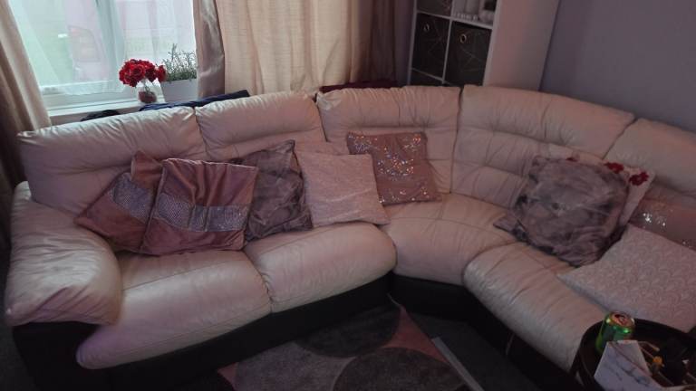 Corner sofa