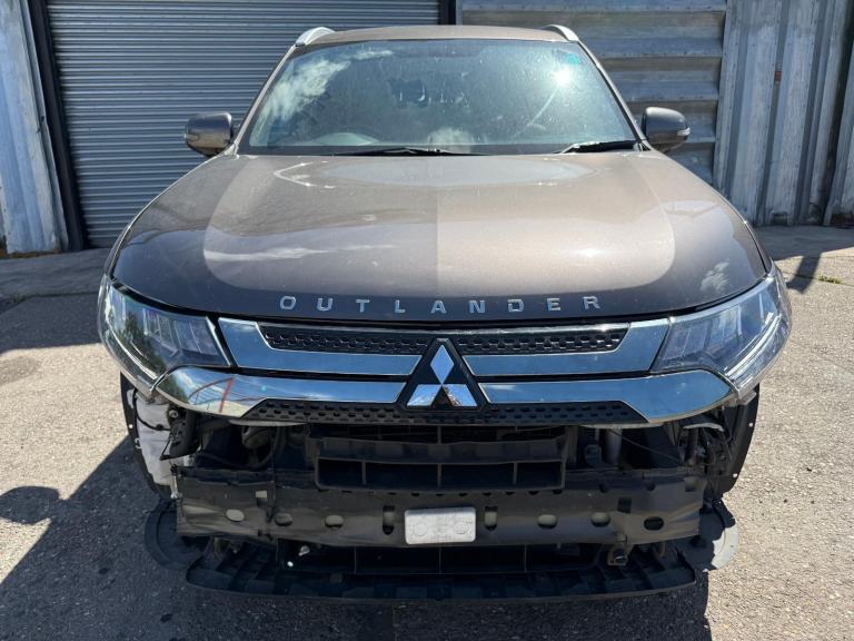 2019 68 MITSUBISHI OUTLANDER HYBRID PETROL + ELECTRIC DAMAGED REPAIRABLE SALVAGE