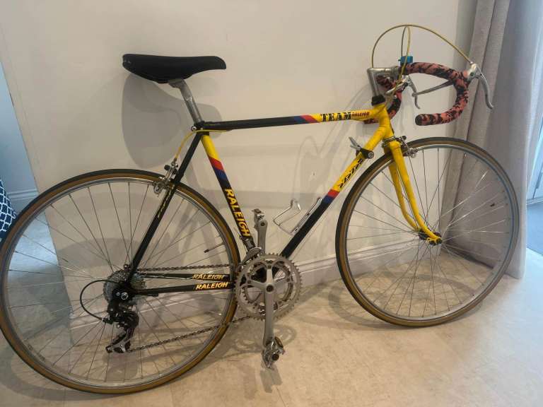 Classic Raleigh Banana Road Bike