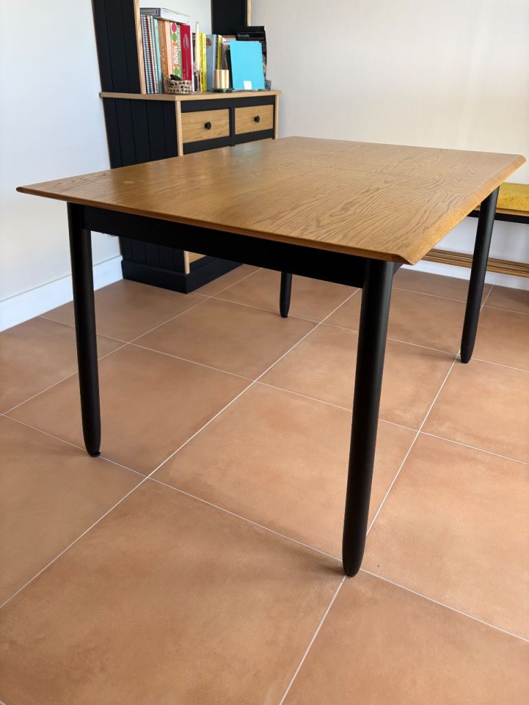 Ercol Wooden Dining Table with Black Legs – Good Condition