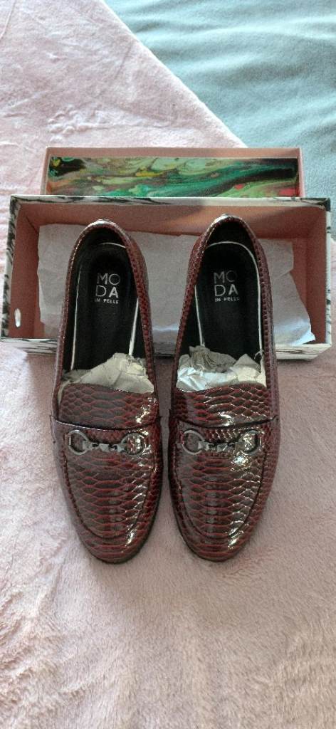 'Moda in Pelle' Burgundy, Snake skin, patent leather Loafers S41