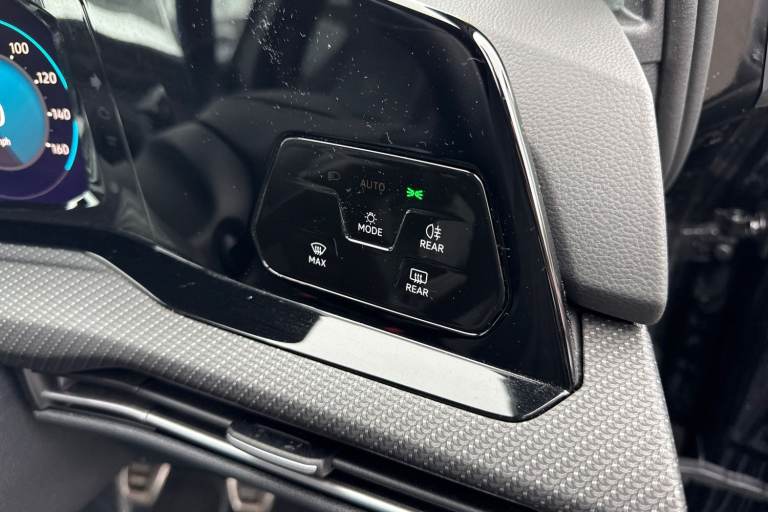 2024 Volkswagen Golf 1.5 TSI 150 R-Line 5dr |ACC | Spare Wheel | Navigation Hatchback Manual