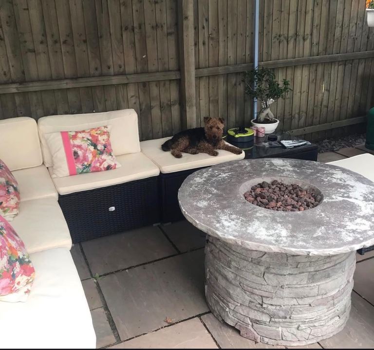 Gas fire pit 
