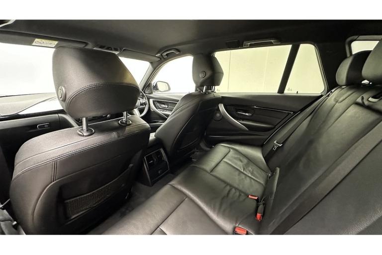 2018 BMW 3 Series 2.0 320i M Sport Shadow Edition Touring 5dr Petrol Auto Euro 6 (s/s) (184 p Est...