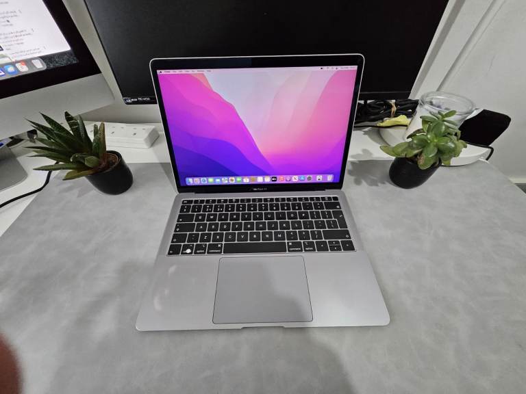MacBook Air 13 2018 Model