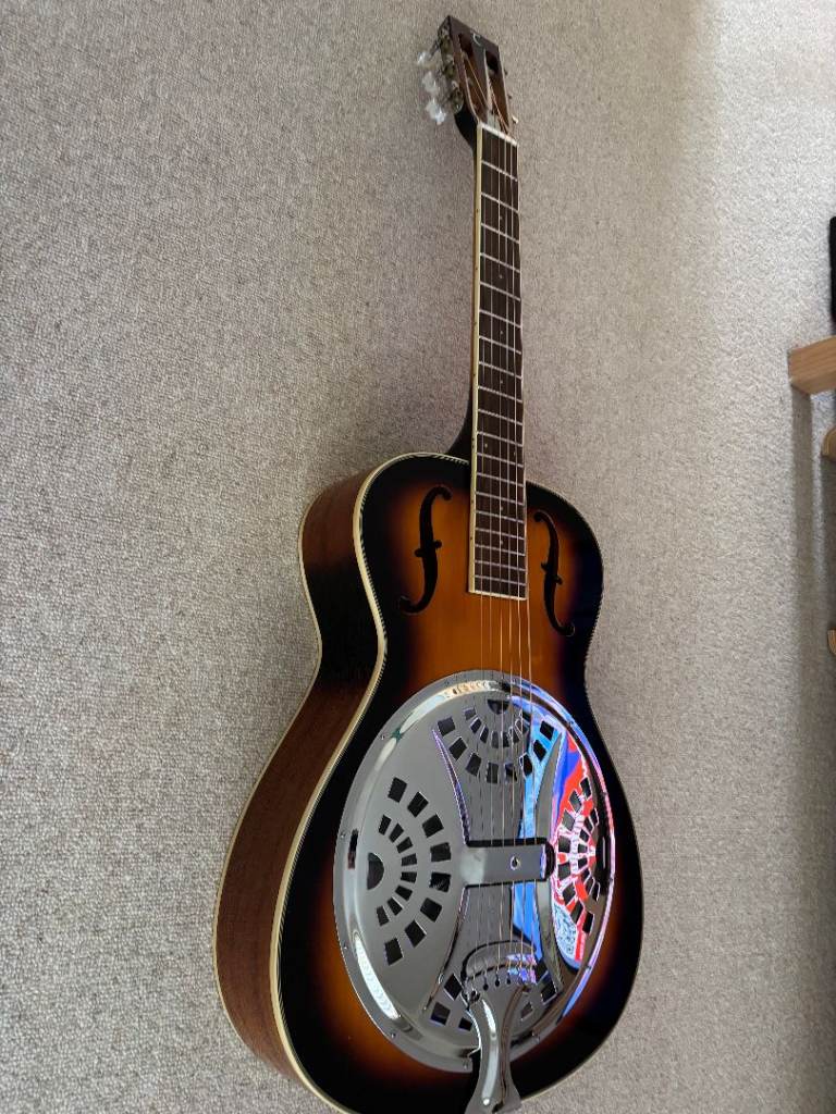 Tanglewood TWD1 Resonator Left handed  As New with Gig Bag
